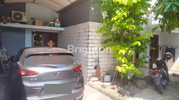 image  RUMAH RAYAN REGENCY, DEKAT DIAN ISTANA, DEKAT GRAHA FAMILI, DEKAT PAKUWON MALL PTC (2)