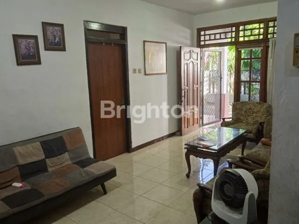 image WISMA MENANGGAL DKT GAYUNGSARI JAMBANGAN PAGESANGAN MASJID AL AKBAR SURABAYA HARGA NEGO (4)