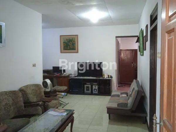 image WISMA MENANGGAL DKT GAYUNGSARI JAMBANGAN PAGESANGAN MASJID AL AKBAR SURABAYA HARGA NEGO (5)