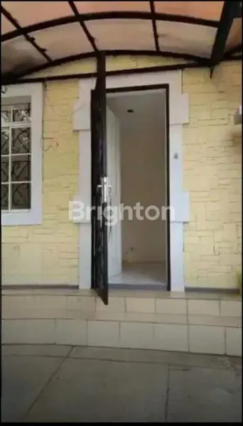 image RUMAH BRITANIA, LIPPO KARAWACI TANGERANG (2)