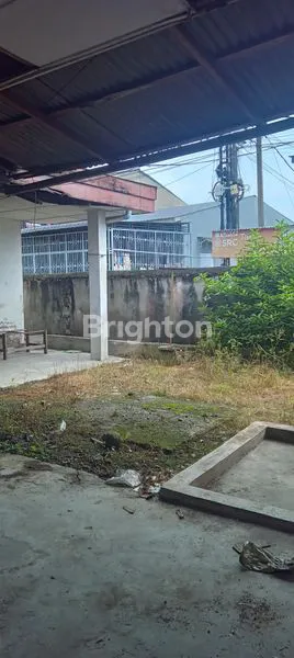 image RUMAH COCOK UNTUK USAHA DAN BERBAGAI BISNIS DI PERKOTAAN (7)