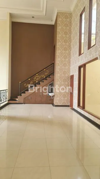 image RUMAH MEWAH DI DIENG (2)