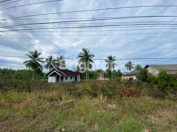 image TANAH DAN 3 UNIT BANGUNAN RUMAH DIPINGGIR JALAN RAYA (3)