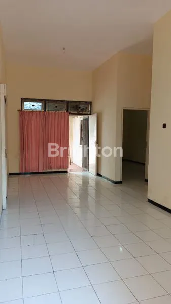 image RUMAH MURAH LOKASI STRATEGIS DEKAT GATE TOL DAN PUSAT KOTA SIDOARJO (5)