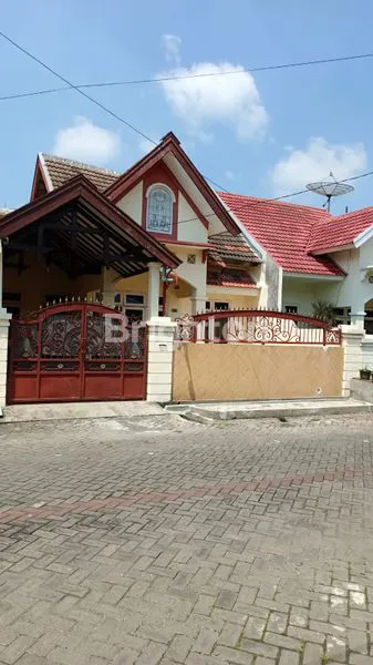 image RUMAH MURAH LOKASI STRATEGIS DEKAT GATE TOL DAN PUSAT KOTA SIDOARJO (8)