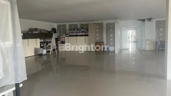 image GEDUNG DI BY PASS NGURAH RAI - PEMOGAN, COCOK UNTUK KANTOR REPRESENTATIF, GALERI, KLINIK KECANTIKAN, SEKOLAH INT, TEMPAT BIMBINGAN BELAJAR (6)