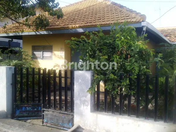 TURUN HARGA / RUMAH DIJUAL DI JL MELATI, SITUBONDO, JAWA TIMUR
