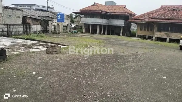 image TANAH SELUAS 3400M2 ADA BANGUNAN LOKASI DI JALAN RAYA PANONGAN (1)