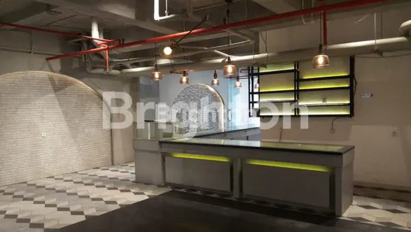 image STAND UNTUK USAHA / KANTOR/WORKSHOP/BUTIK/KLINIK, DLL  AREA DI KOMPLEKS APARTEMEN COSMOPOLIS DEKAT DENGAN ARAYA, GALAXY MALL, MERR (4)