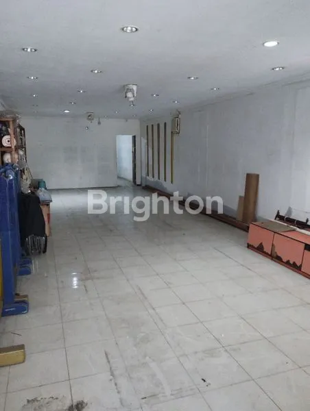 image RUKO 2 LANTAI BERADA DI PUSAT KOTA DAN PUSAT PERDAGANGAN (2)