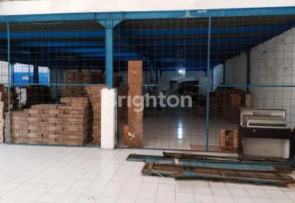 image GUDANG SEWA LUAS AKSES TRUCK GANDENG DI SINGOSARI MALANG (4)