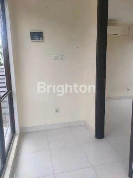 image RUMAH DI GRAHA RAYA TANGERANG (4)