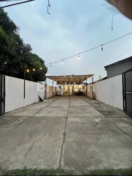 BANGUNAN EX COFFEE SHOP MURAH JALUR RAMAI TANGSEL