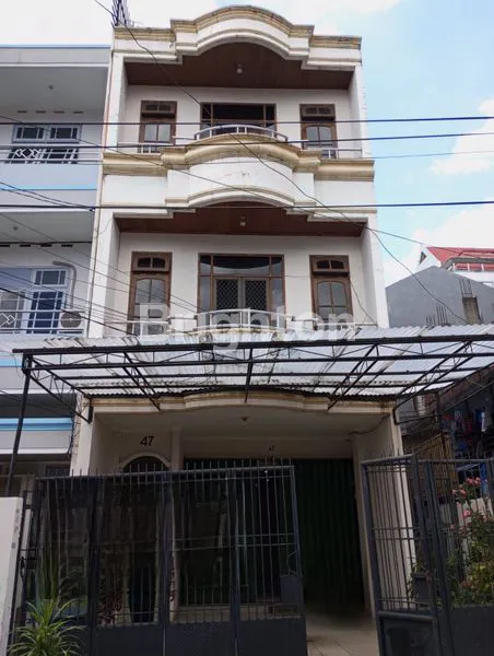 image RUMAH KOS TANJUNG DUREN 3 1/2 LANTAI (1)