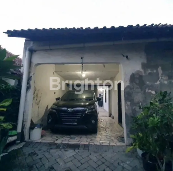 image RUMAH KOST SIAP HUNI DEPAN JALAN RAYA PARKIRAN LUAS DAERAH PASURUAN (6)
