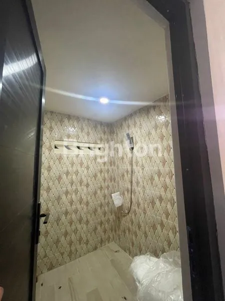 image JUAL RUMAH DI GAYAMSARI DEKAT PUSAT KOTA TERAWAT (4)