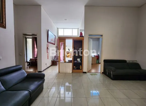 image RUMAH CANTIK TERAWAT DAERAH CANDRARESMI KOTA BARU PARAHYANGAN (3)