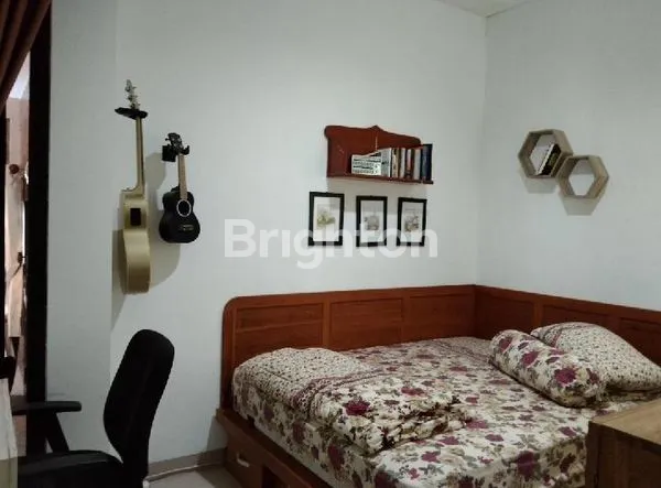 image RUMAH KOLAM RENANG FULL FURNISHED DALAM KOMPLEKS PERUMAHAN GODEAN  (6)