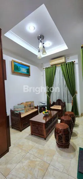 image HUNIAN CANTIK 2 LANTAI LOKASI SUPER STRATEGIS (5)