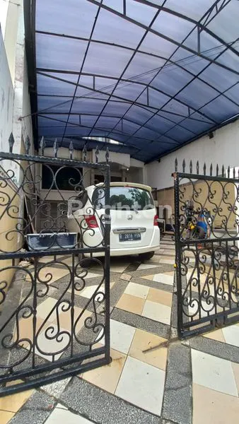 image RUMAH GREENVILLE DEKAT TANJUNG DUREN, JAKARTA BARAT, VIEW TAMAN, LUAS 376 M² (1)