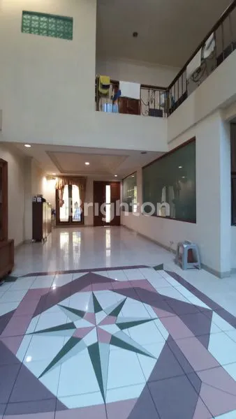 image RUMAH GREENVILLE DEKAT TANJUNG DUREN, JAKARTA BARAT, VIEW TAMAN, LUAS 376 M² (3)