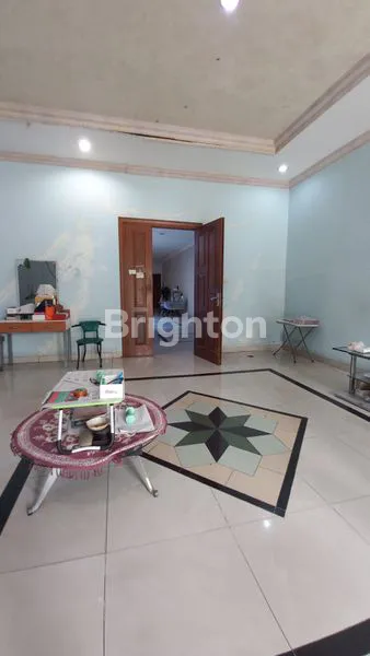 image RUMAH GREENVILLE DEKAT TANJUNG DUREN, JAKARTA BARAT, VIEW TAMAN, LUAS 376 M² (4)