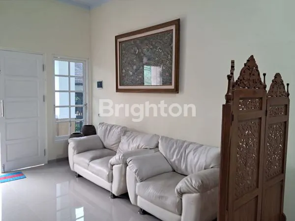 image RUMAH CANTIK BONUS PAVILIUN CILEDUG RAYA STRATEGIS (1)