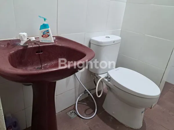 image RUMAH CANTIK BONUS PAVILIUN CILEDUG RAYA STRATEGIS (5)