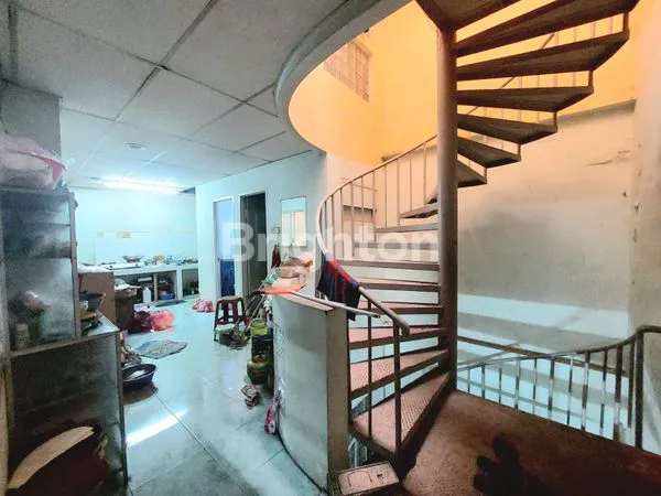 image RUMAH 4 LANTAI@ SEMANAN INDAH JAKARTA BARAT COCOK UNTUK GUDANG / PERKANTOR (4)