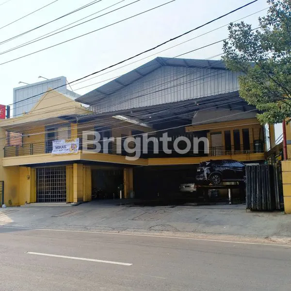 image DIJUAL CEPAT BENGKEL & DOORSMEER DI KOTA MADIUN (3)