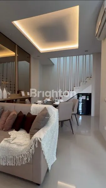 image JUAL THE PAXTON , RUMAH MEWAH MODERN 2 LANTAI, BERADA DI TENGAH KOTA MALANG, DEKAT DENGAN BALAIKOTA, BENGAWAN SOLO, AMPRONG, BUNULREJO,JAWA TIMUR (4)