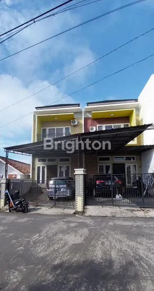 DIJUAL RUMAH LOKASI RAMAI