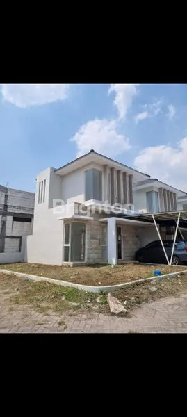image RUMAH 2 LANTAI HOOK BELOM PERNAH DI TEMPAT TINGGALI (1)