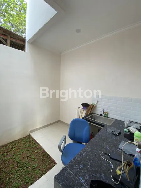image RUMAH 2 LANTAI HANYA 1 KM DARI PINTU TOLL JATIWARNA, JATIMELATI BEKASI (7)