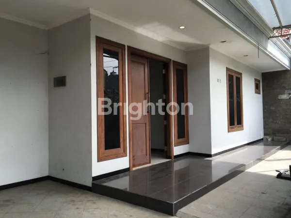 image JUAL RUMAH SIAP HUNI, BERSIH & LEGA. DELTA SARI INDAH. (2)