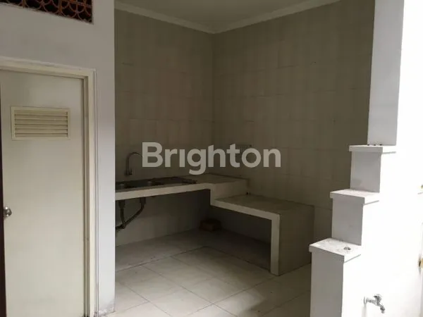 image JUAL RUMAH SIAP HUNI, BERSIH & LEGA. DELTA SARI INDAH. (4)