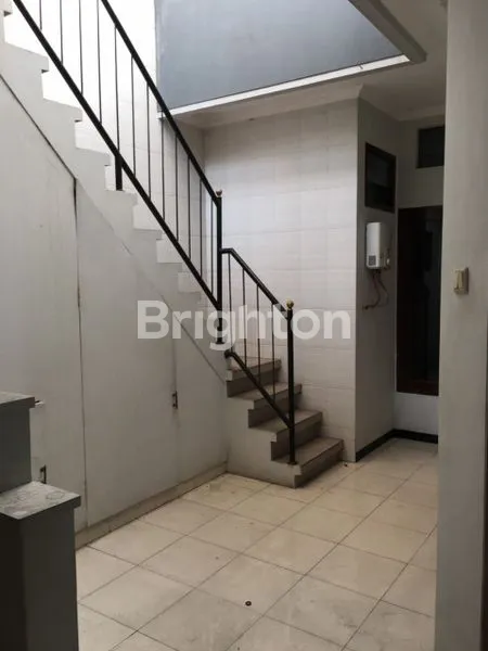 image JUAL RUMAH SIAP HUNI, BERSIH & LEGA. DELTA SARI INDAH. (7)