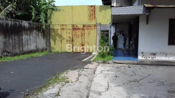 image GUDANG DI DEPAN STADION TUMPANG (1)