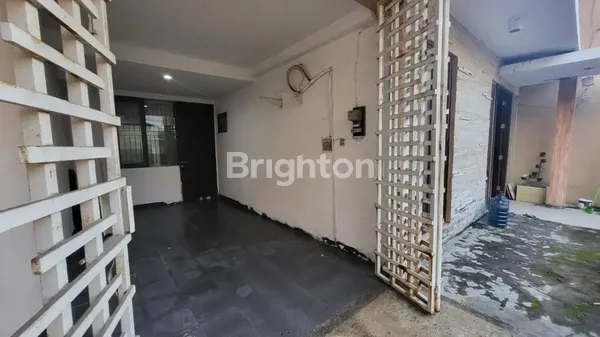 image RUMAH MINIMALIS NGINDEN INTAN, TERAWAT, LOKASI BAGUS STRATEGIS (3)