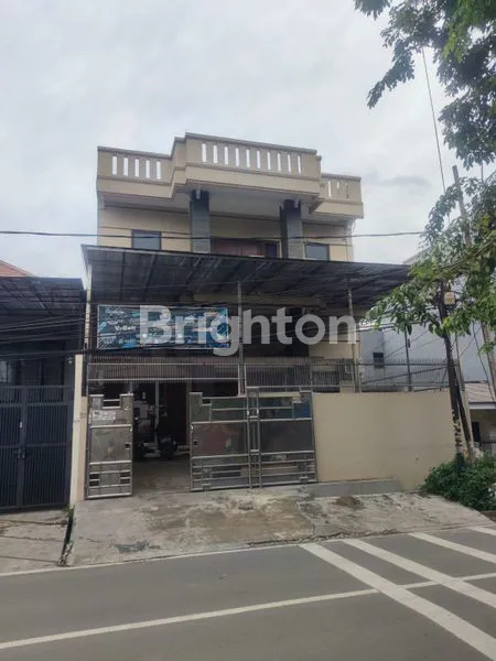 image DI JUAL RUMAH CANTIK SIAP HUNI DI BELIMBING  JAKARTA BARAT (1)