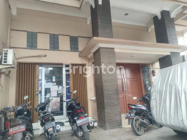 image DI JUAL RUMAH CANTIK SIAP HUNI DI BELIMBING  JAKARTA BARAT (3)