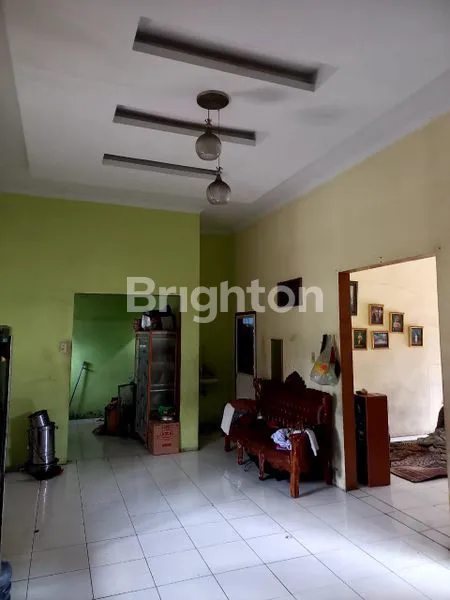 image RUMAH DI PINGGIR JALAN COCOK BUAT KANTOR/ STOKIST (6)