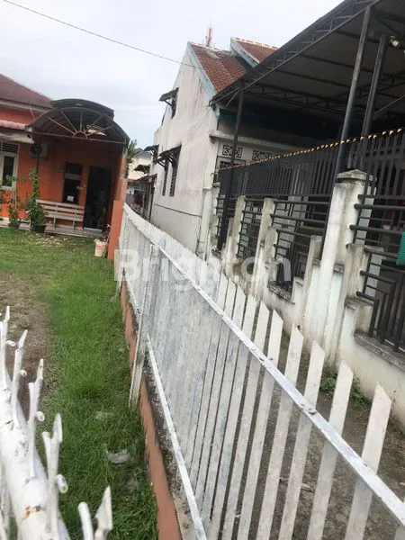 image RUMAH DI PINGGIR JALAN COCOK BUAT KANTOR/ STOKIST (8)