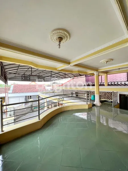 image DIJUAL RUMAH MEWAH SIAP HUNI DI KOTA MADIUN (2)