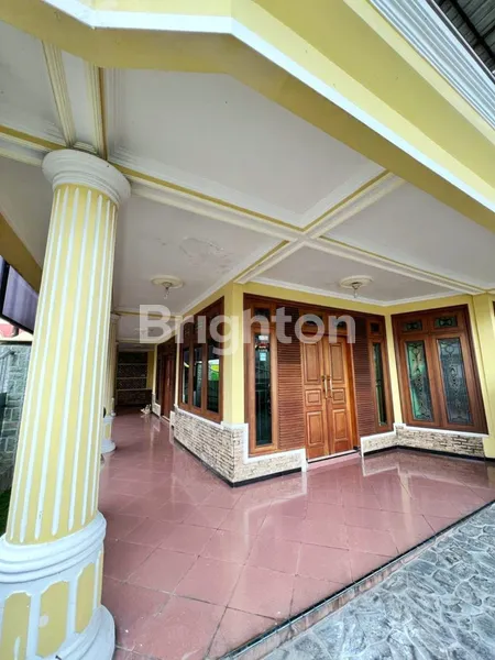 image DIJUAL RUMAH MEWAH SIAP HUNI DI KOTA MADIUN (6)