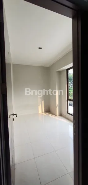 image RUMAH CALLISTA 2 RESIDENCE GRAHA RAYA (4)