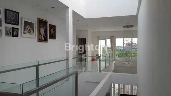 image RUMAH PURI GARDENA SIAP HUNI MEWAH RAPI (3)