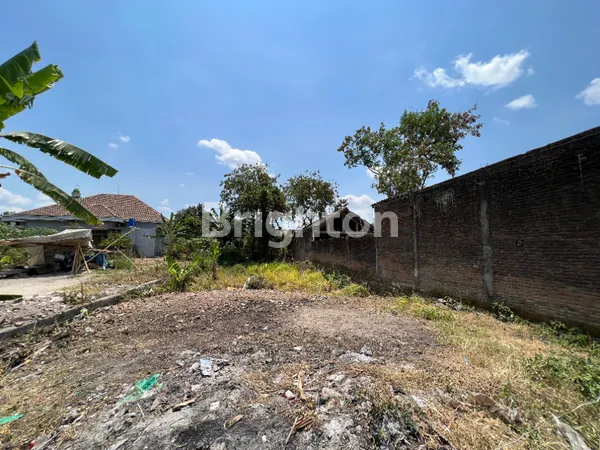 image TANAH UNTUK KOS DAN USAHA DI LINGKUNGAN PABRIK TASIKMADU KARANGANYAR (1)