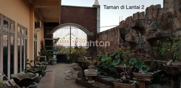 image BANGUNAN KOMERSIL PINGGIR JALAN SINGARAJA (8)