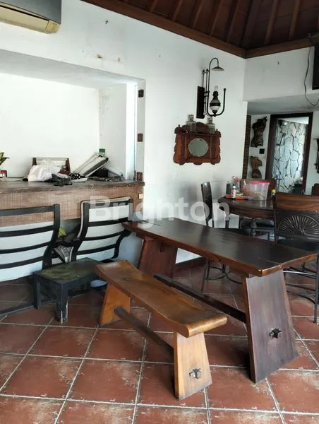 image RUMAH STYLE BALI 3 KAMAR DI BINTARO TANGERANG SELATAN (3)